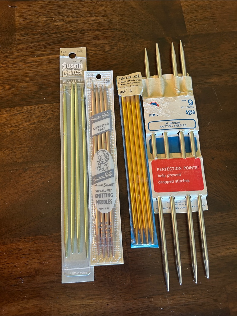 Assorted Metal Double-Pointed Knitting Needles - Gold & Silver - set of 4